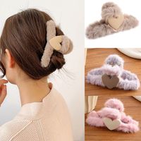 Simple Style Solid Color Plastic Plush Handmade Hair Claws 1 Piece main image 1