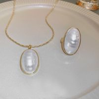 Fashion Oval Copper Inlay Pearl Rings Necklace 1 Piece main image 2