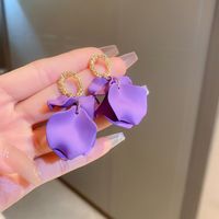 1 Pair Elegant Flower Inlay Alloy Acrylic Drop Earrings main image 6