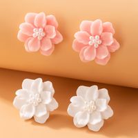 1 Pair Simple Style Flower Three-dimensional Alloy Ear Studs main image 6