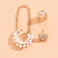 Fashion Bow Knot Alloy Plating Artificial Pearls Rhinestones Women's Ear Clips 1 Set main image 4