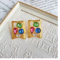 Vintage Style Geometric Alloy Gold Plated Glass Women's Ear Studs 1 Pair main image 3