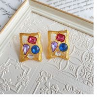 Vintage Style Geometric Alloy Gold Plated Glass Women's Ear Studs 1 Pair main image 1