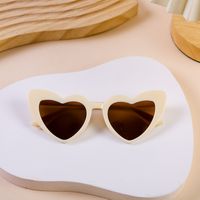 Fashion Heart Shape Ac Special-shaped Mirror Full Frame Kids Sunglasses sku image 6