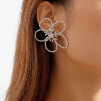 Glam Flower Alloy Inlay Rhinestones Ear Studs 1 Pair main image 1