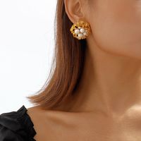 Classique Géométrique Alliage Placage Perles Artificielles Strass Femmes Boucles D'oreilles 1 Paire main image 5