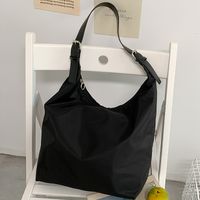 Women's All Seasons Nylon Solid Color Basic Square Zipper Tote Bag main image 3