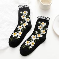 Women's Fashion Flower Cotton Lettuce Trim Crew Socks A Pair sku image 1