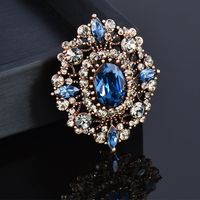 Simple Style Oval Alloy Plating Hollow Out Inlay Artificial Gemstones Women's Brooches 1 Piece main image 5