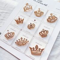 Fashion Crown Alloy Plating Inlay Rhinestones Pearl Unisex Brooches main image 1