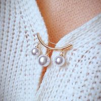 Fashion Bow Knot Alloy Inlay Pearl Women's Brooches main image 1