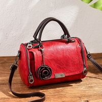 Women's Medium All Seasons Pu Leather Fashion Shoulder Bag Handbag Pillow Shape Bag sku image 1