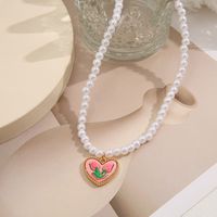 Retro Herzform Künstliche Perle Legierung Perlen Frau Halskette Mit Anhänger 1 Stück main image 3