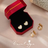 Retro Heart Shape Flower Alloy Plating Inlay Artificial Gemstones Pearl Women's Ear Clips 1 Pair sku image 3