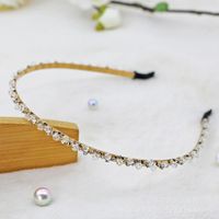 Mode Blume Metall Inlay Künstliche Perlen Künstlicher Diamant Haarband 1 Stück sku image 133