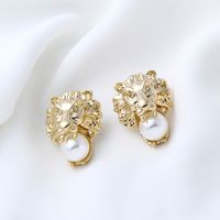 Simple Earrings Geometric Earrings Copper Pearl Earrings Wholesale main image 4