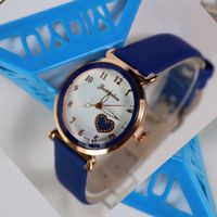 Fashion Heart Shape Buckle Quartz Women's Watches main image 2