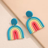 Moda Forma De U Arcoíris Arcilla Suave Mujeres Pendientes De Gota 1 Par sku image 10