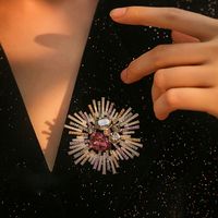 Luxurious Flower Alloy Plating Artificial Diamond Women's Brooches main image 3