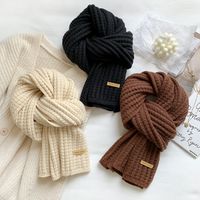 Women's Simple Style Solid Color Knit Winter Scarves main image 5