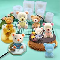 Cute Bear Silica Gel Aromatherapy Candle Plaster Silicone Mold 1 Piece main image 3