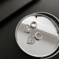 Mode Herzform Titan Stahl Überzug Hülse Hängende Ohrringe 1 Paar main image 2