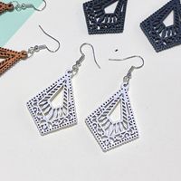 Fashion Rhombus Wood Carving Women's Drop Earrings 1 Pair main image 5