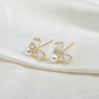 Fashion Butterfly Copper Inlay Artificial Pearls Zircon Ear Studs 1 Pair main image 4