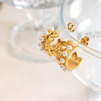 Elegante Herzform Titan Stahl Beschichtung Künstliche Perlen Ohr Stecker 1 Paar main image 5