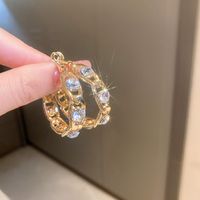 1 Par Moda Circulo Aleación Ahuecar Embutido Diamantes De Imitación Mujeres Pendientes De Aro sku image 2