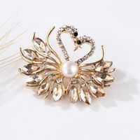 Fashion Flamingo Butterfly Shell Alloy Inlay Artificial Diamond Women's Brooches sku image 34