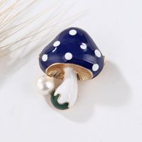 Fashion Flamingo Butterfly Shell Alloy Inlay Artificial Diamond Women's Brooches sku image 36