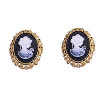 Fashion Oval Flower Butterfly Copper Inlay Rhinestones Pearl Women's Brooches main image 3