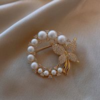 Fashion Oval Flower Butterfly Copper Inlay Rhinestones Pearl Women's Brooches sku image 64
