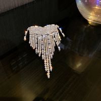 Moda Oval Flor Mariposa Cobre Embutido Diamantes De Imitación Perla Mujeres Broches sku image 86