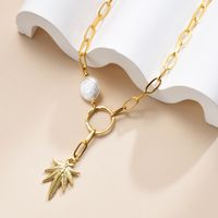 Fashion Maple Leaf Stainless Steel Plating Artificial Pearls Pendant Necklace main image 3
