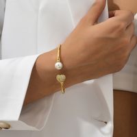 Style Simple Forme De Cœur Œil Le Cuivre Placage Perles Artificielles Zircon Bracelet 1 Pièce main image 5