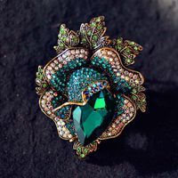 Retro Flower Alloy Inlay Artificial Gemstones Crystal Women's Brooches sku image 2