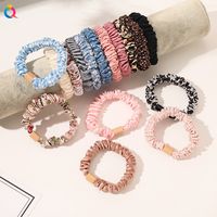 Simple Style Color Block Solid Color Cloth Rubber Band Pleated Hair Tie 1 Piece main image 1