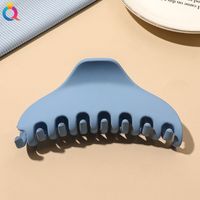 Fashion Solid Color Plastic Metal Hair Claws 1 Piece sku image 31