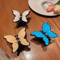 Elegant Butterfly Resin Hair Claws 1 Piece main image 6
