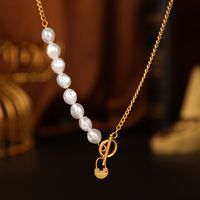 Elegant Geometric Stainless Steel Gold Plated Artificial Pearls Necklace main image 5