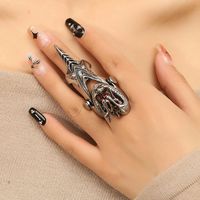 Chinoiserie Dragon Alloy Inlay Artificial Pearls Unisex Rings main image 3