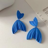 1 Pair Fashion Fish Tail Alloy Spray Paint Women's Drop Earrings sku image 1