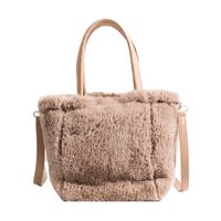 Women's Autumn&winter Plush Solid Color Fashion Bucket Magnetic Buckle Handbag sku image 1