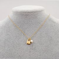 Simple Style Heart Shape Lock Titanium Steel Pearl Pendant Necklace 1 Piece sku image 3