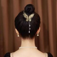 Fashion Butterfly Alloy Tassel Butterfly Artificial Gemstones Artificial Pearls Hair Buckle main image 1