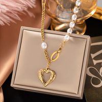 Perla Artificial Acero Titanio Chapados en oro de 18k Moda Con Cuentas Enchapado Embutido Forma De Corazón Perlas Artificiales Collar Colgante main image 4