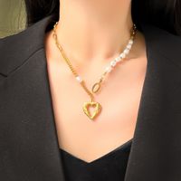 Perla Artificial Acero Titanio Chapados en oro de 18k Moda Con Cuentas Enchapado Embutido Forma De Corazón Perlas Artificiales Collar Colgante sku image 3