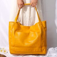 Women's Large All Seasons Pu Leather Solid Color Fashion Square Lock Clasp Tote Bag sku image 4